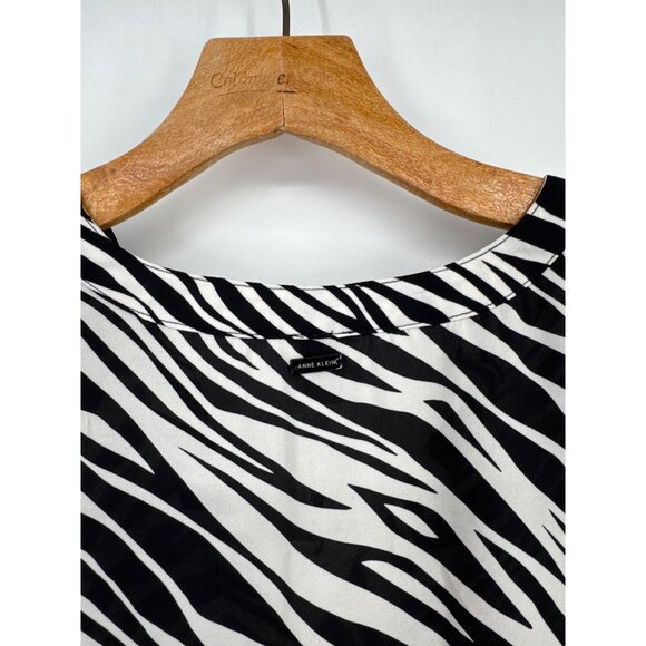 Anne Klein Womens Zebra Print split Neck Blouse size 2X plus black new $89 - Picture 6 of 8